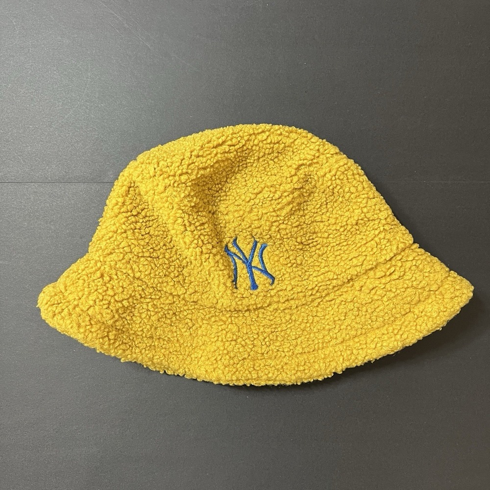 New York Yankees Sherpa Bucket Hat Team Logo Yellow Blue
